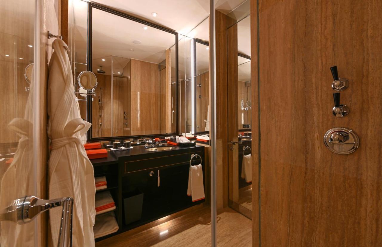 Отель Grand Hyatt Гургаон Экстерьер фото