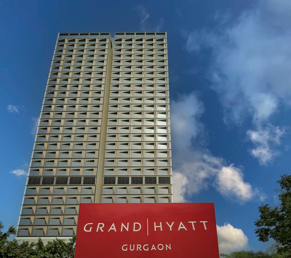 Отель Grand Hyatt Гургаон Экстерьер фото